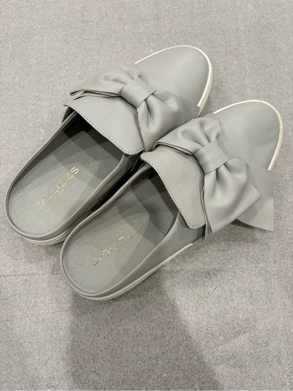 J/Slides Women's Grey Bow Slip-On Sneakers NWOT